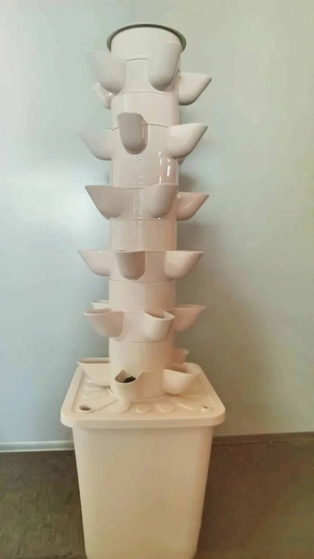 Machine à planter avec lampe de croissance Ty Marcket