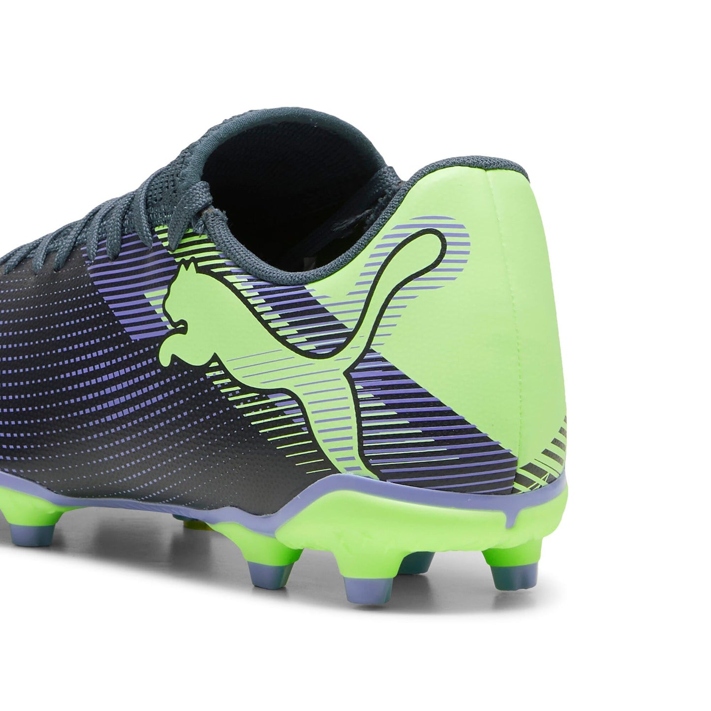 PUMA Future 7 Play Fg/AG, Soccer Shoe Unisex-Adulto